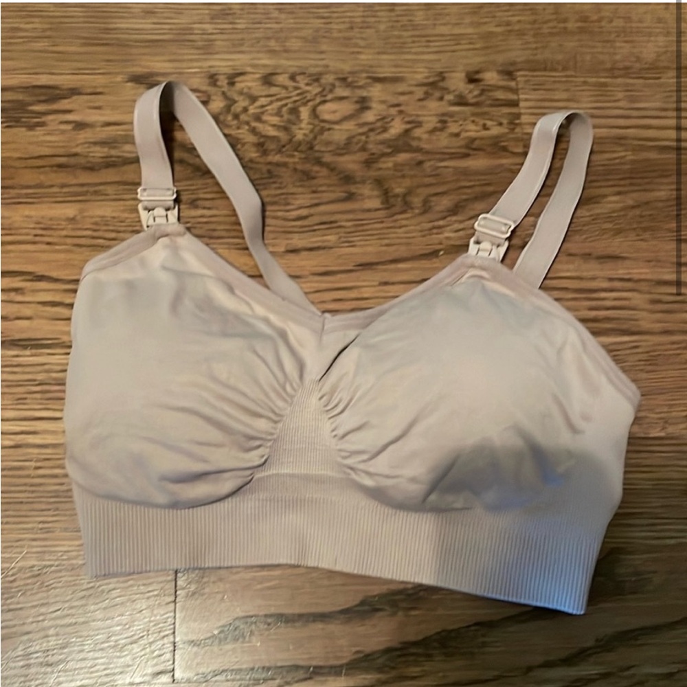 nursing bra, size medium.